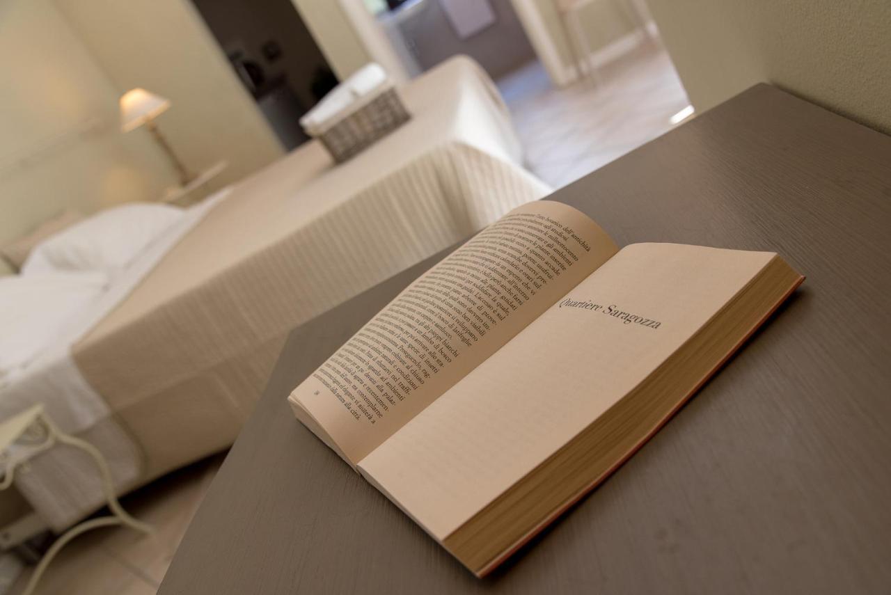 Bed In Bo Saragozza Hotell Bologna Exteriör bild